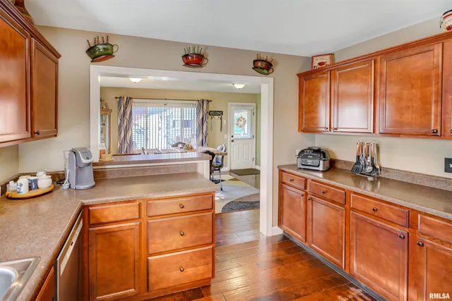 $154,900 | 4031 South Ricketts Avenue, Bartonville, IL 61607