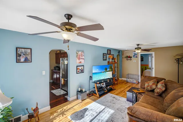 $154,900 | 4031 South Ricketts Avenue, Bartonville, IL 61607