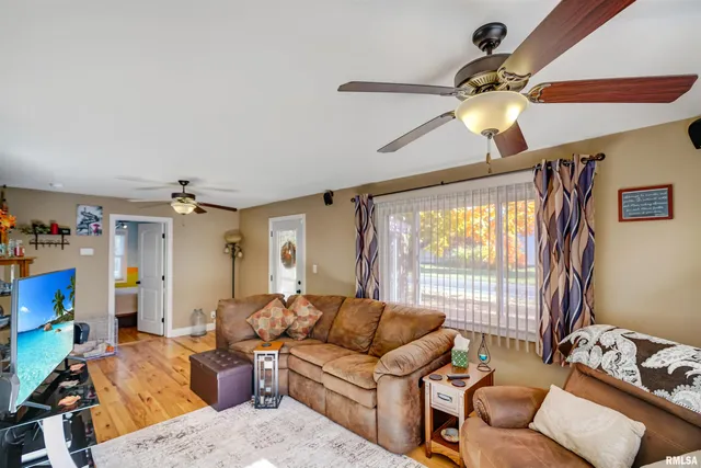 $154,900 | 4031 South Ricketts Avenue, Bartonville, IL 61607