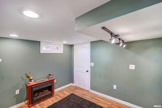 $154,900 | 4031 South Ricketts Avenue, Bartonville, IL 61607