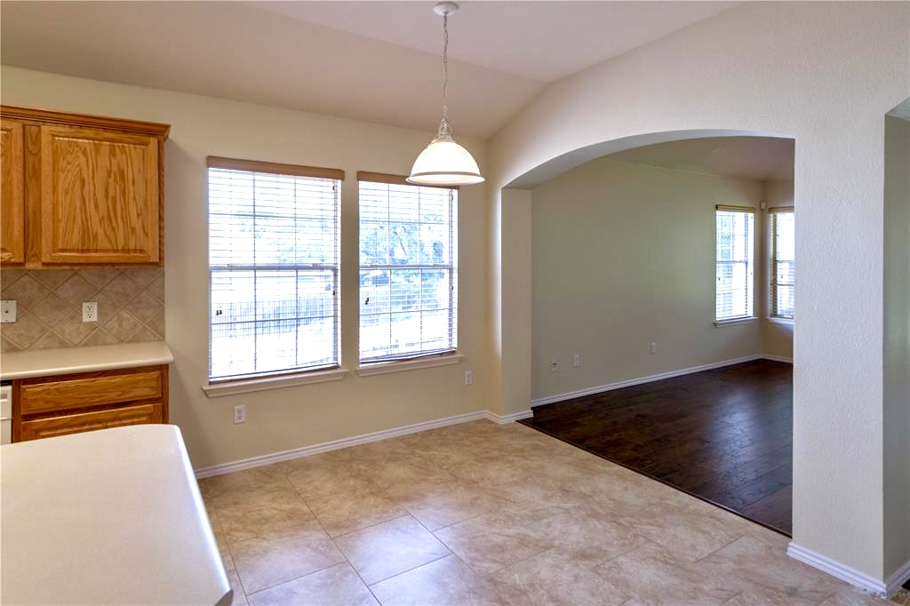 9401 Billingham Trail Austin, TX 78717 - Photo 5 of 13