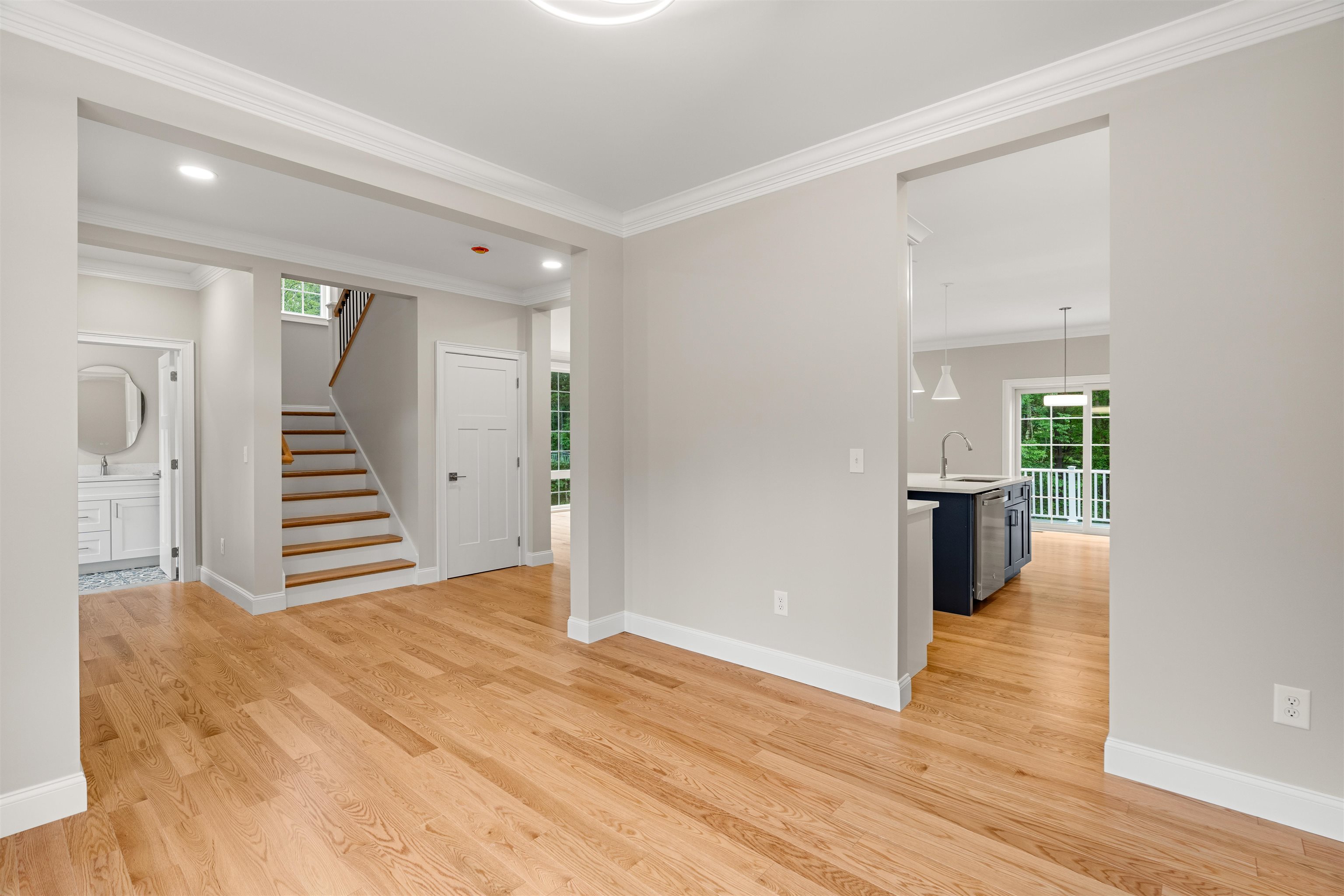 28 Auburn Road Hooksett, NH 03106 - Photo 20 of 57