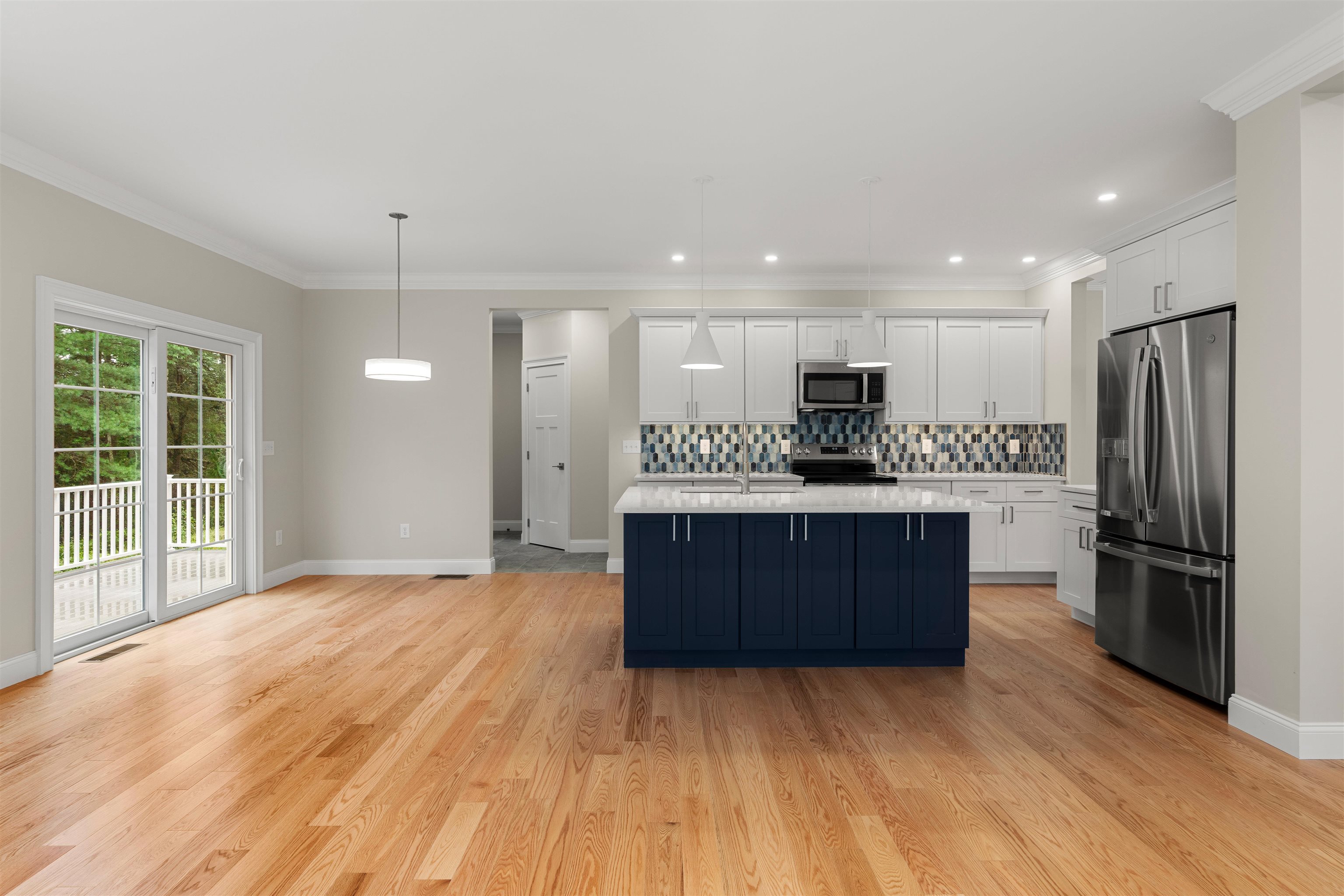 28 Auburn Road Hooksett, NH 03106 - Photo 10 of 57