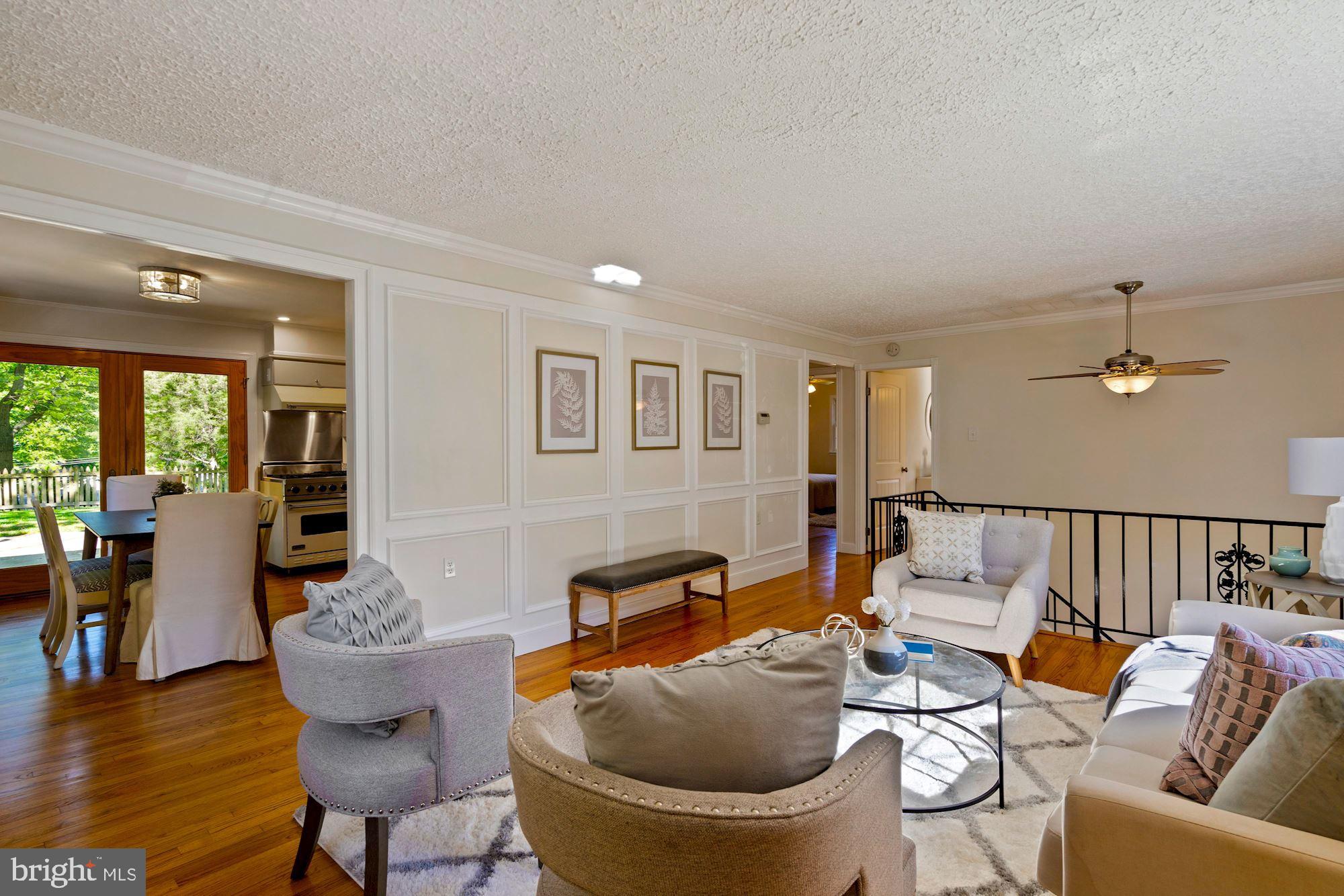 3306 Rocky Mt Road Fairfax, VA 22031 - Photo 12 of 48 Living and dining room