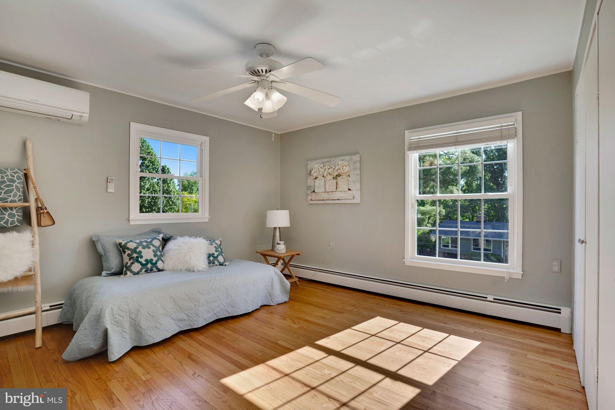 3306 Rocky Mt Road Fairfax, VA 22031 - Photo 24 of 48 Bedroom 2 alt view