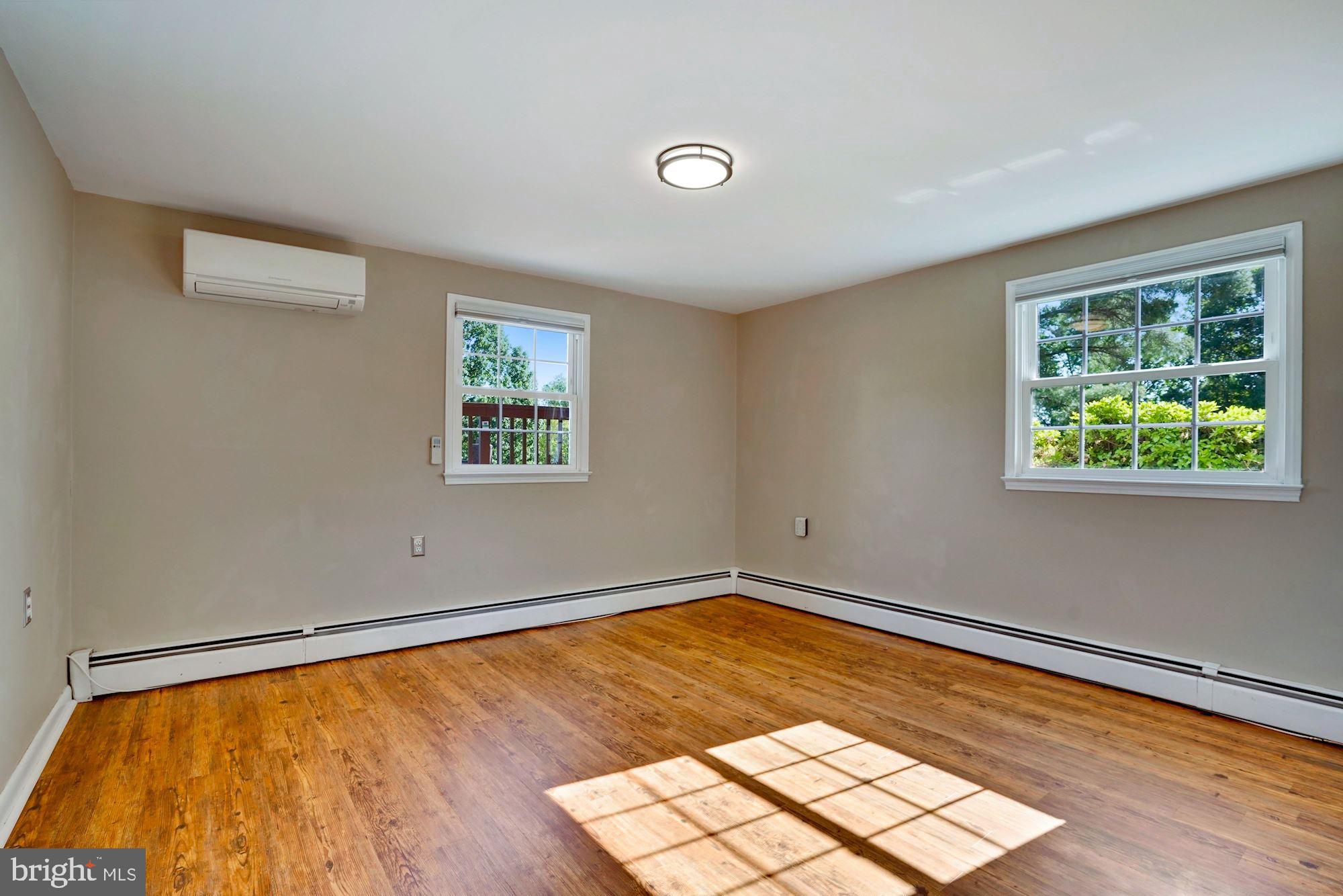 3306 Rocky Mt Road Fairfax, VA 22031 - Photo 34 of 48 Bedroom 4