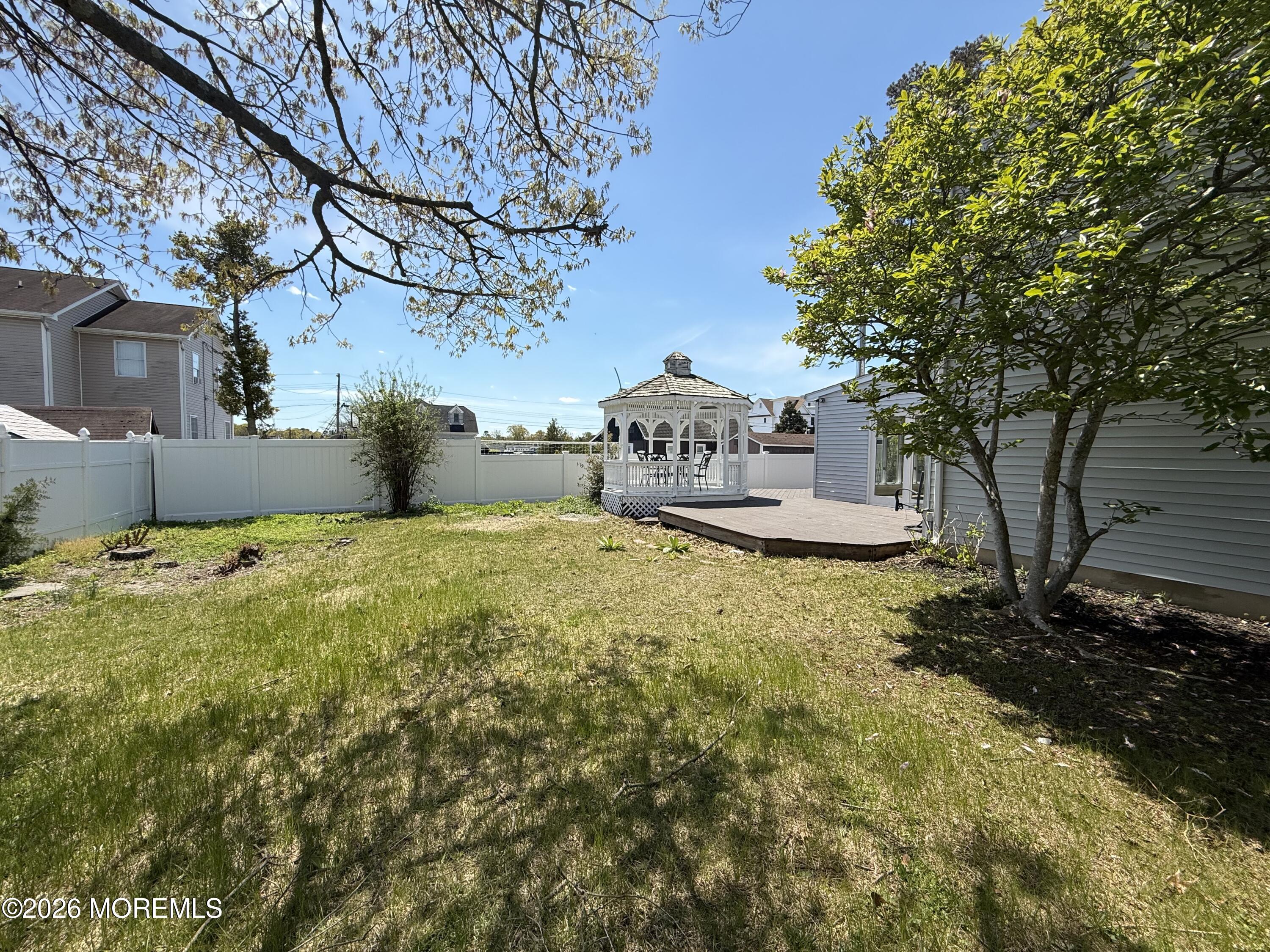 21 Queen Ann Road Brick, NJ 08723 - Photo 29 of 36 Large Side Yard