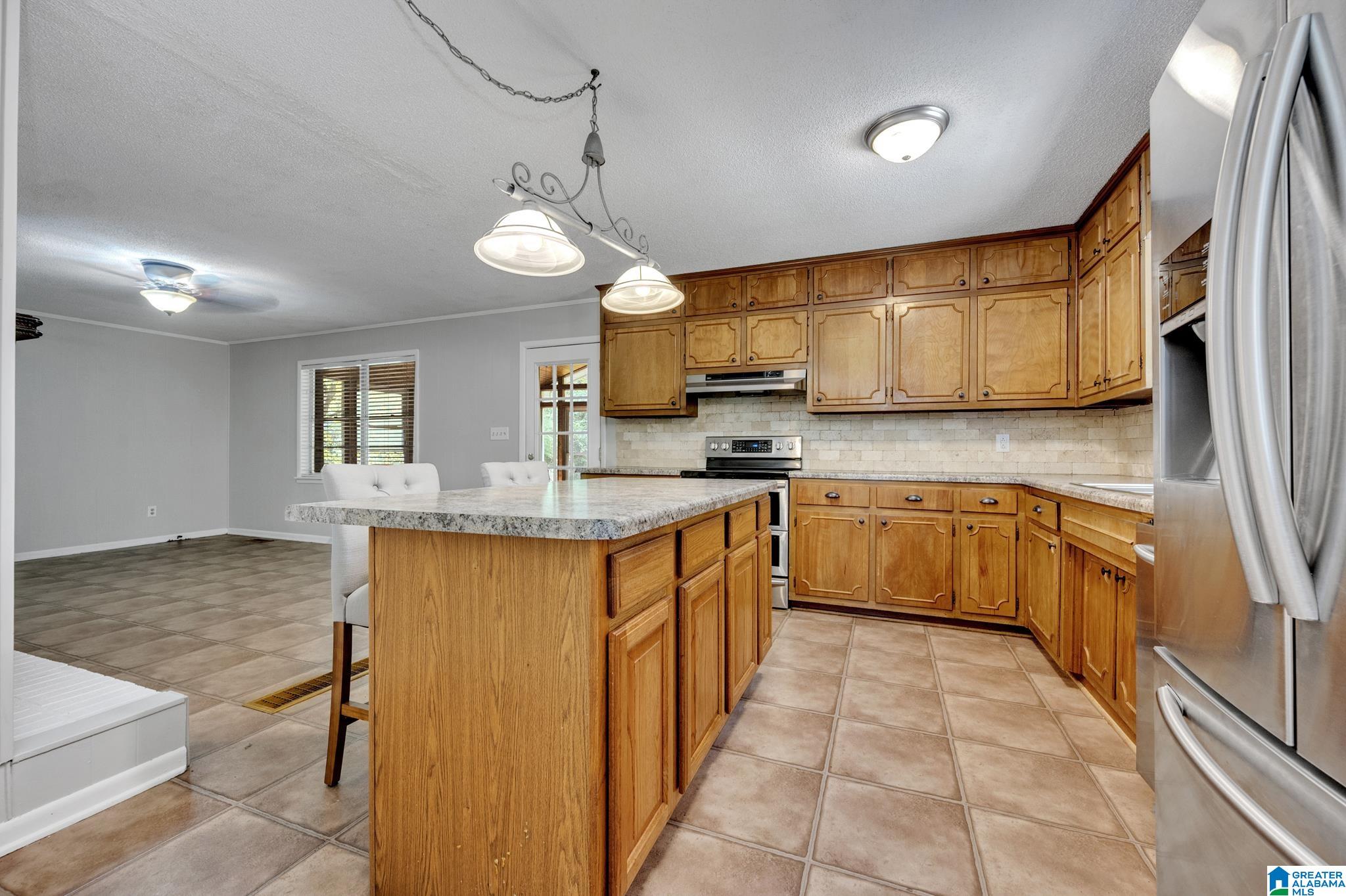 5956 Tommy Town Road Mount Olive, AL 35117 - Photo 2 of 36