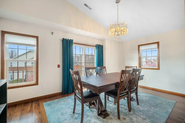 $374,500 | 17795 West Jacob's Drive, New Berlin, WI 53146