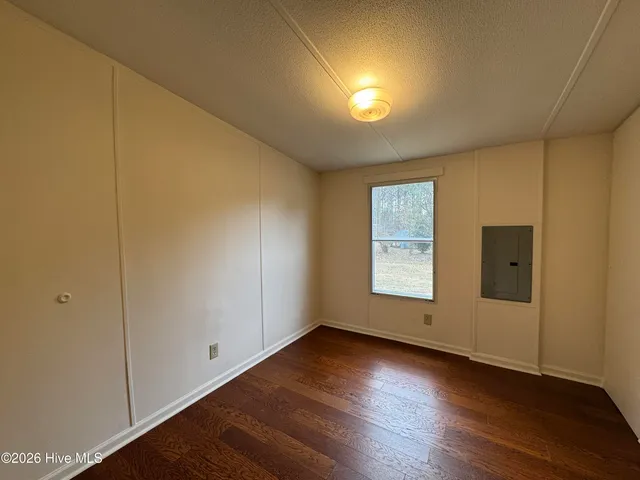 $1,300 | 157 Conover Street, Jacksonville, NC 28540