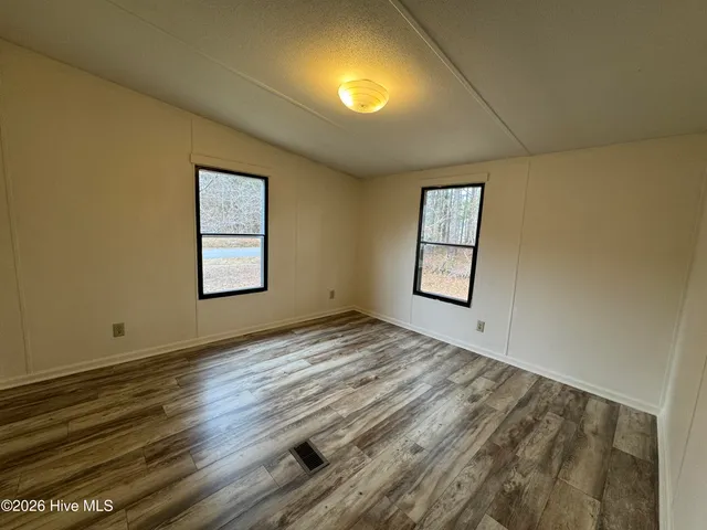 $1,300 | 157 Conover Street, Jacksonville, NC 28540