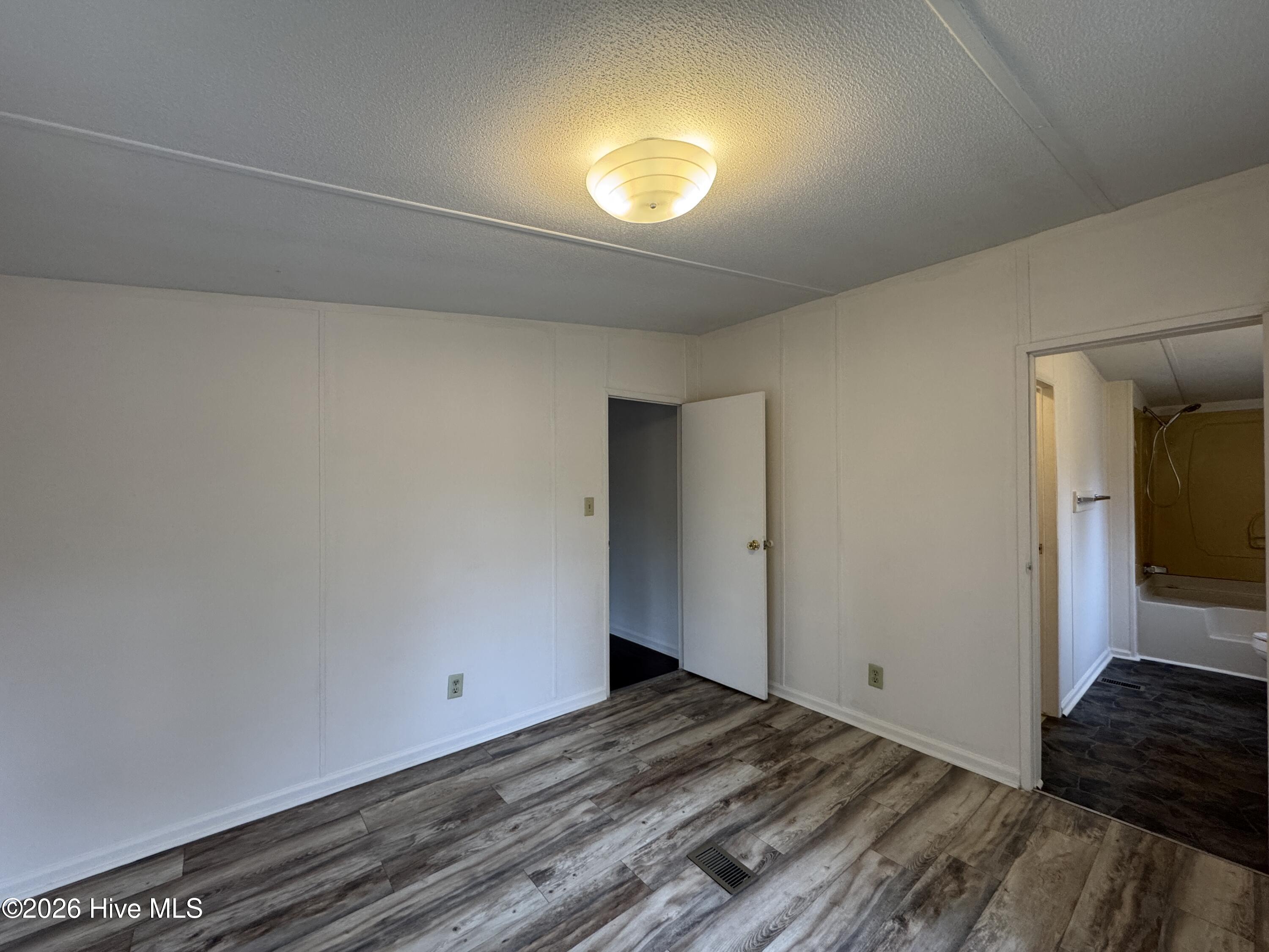 157 Conover Street Jacksonville, NC 28540 - Photo 9 of 15 IMG_9574