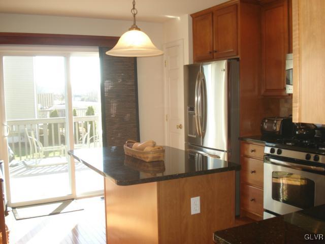 4146 Ross Road Bethlehem, PA 18020 - Photo 10 of 45 Gallery Image 10