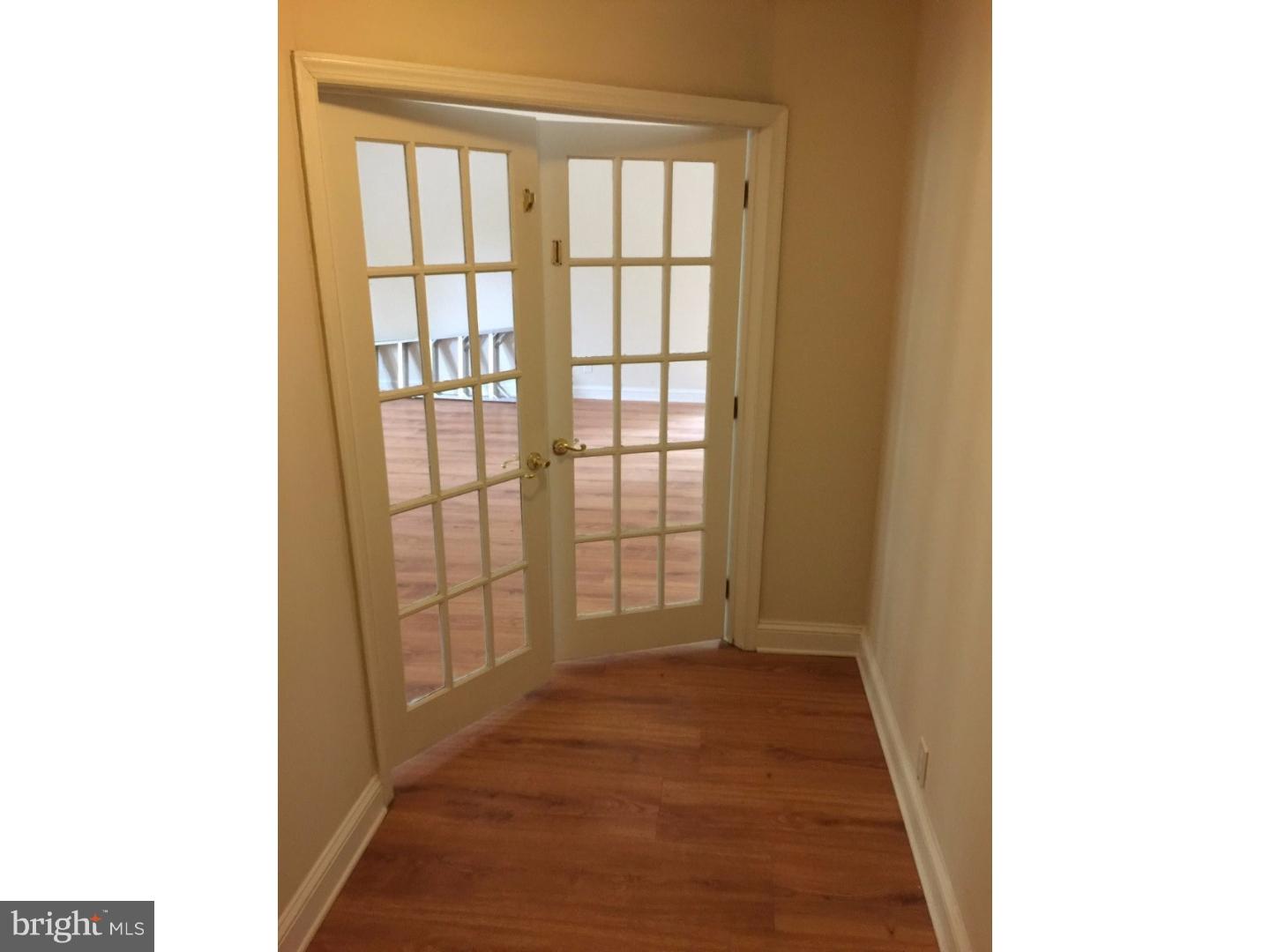 840 Roberts Road Bensalem, PA 19020 - Photo 11 of 22 Gallery Image 11