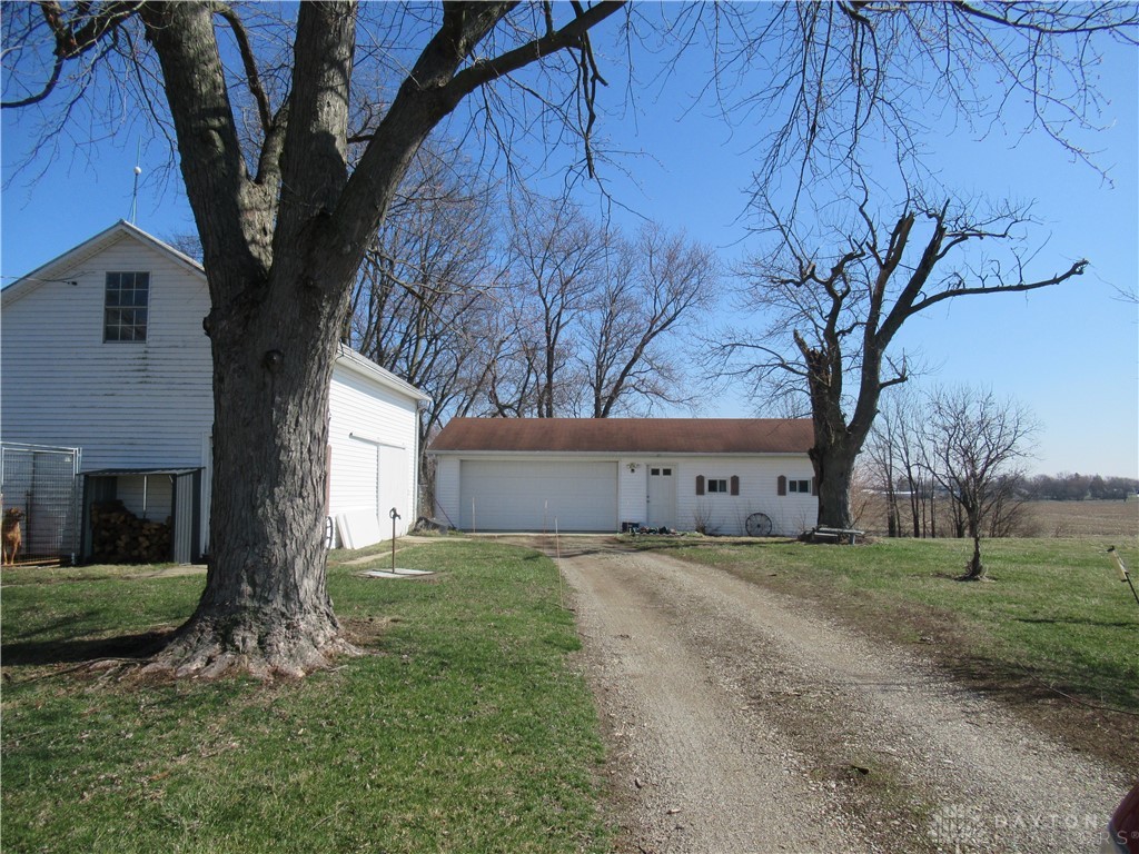 1895 Stephens Road New Madison, OH 45346 - Photo 3 of 43 Gallery Image 3
