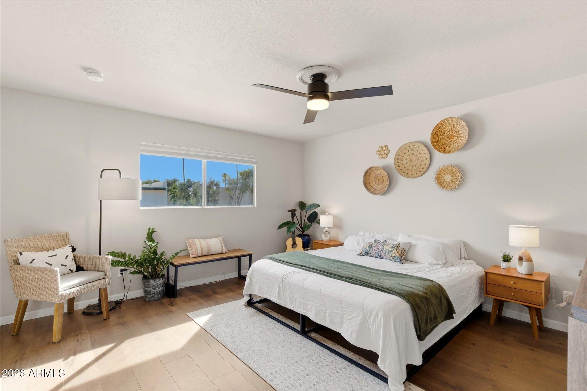 6040 North 15th Street, Unit 26 Phoenix, AZ 85014 - Photo 14 of 21 Primary Bedroom