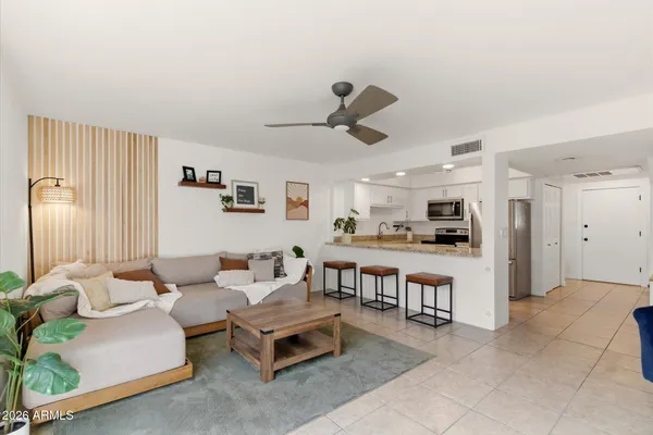 $310,000 | 6040 North 15th Street, Unit 26, Phoenix, AZ 85014