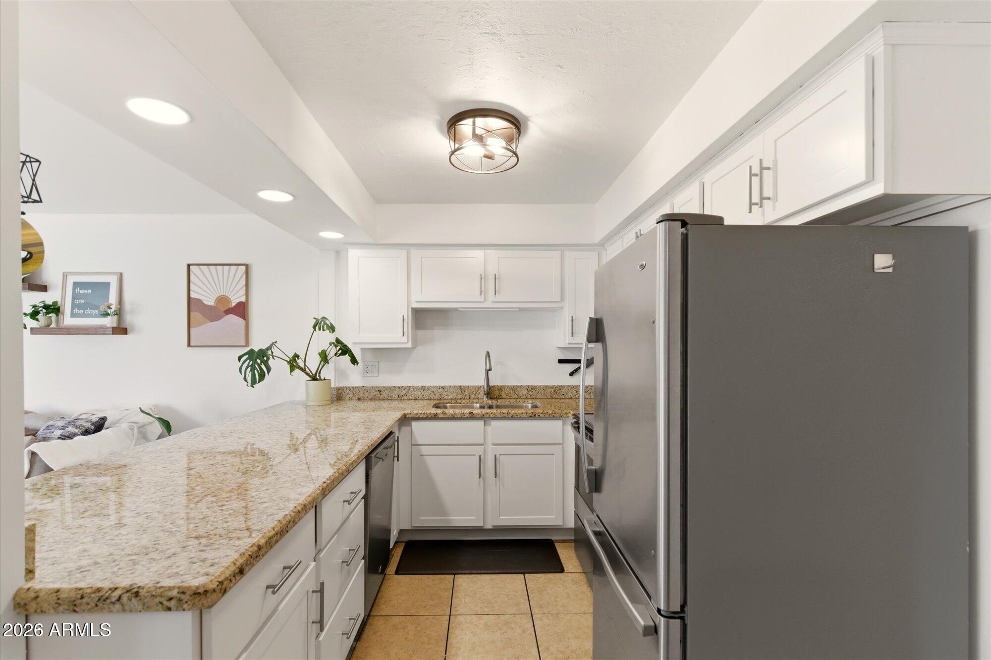 6040 North 15th Street, Unit 26 Phoenix, AZ 85014 - Photo 9 of 21 12-