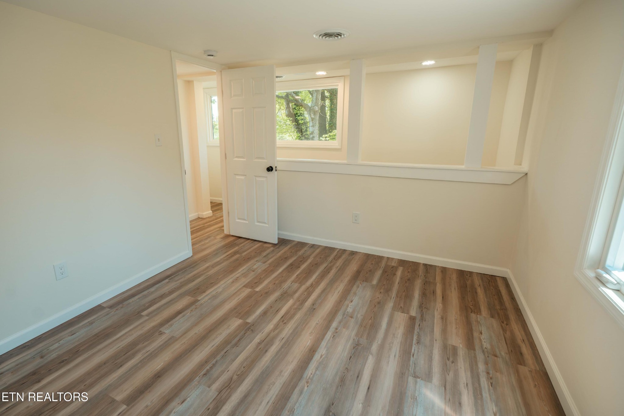 106 Wainwright Road Oak Ridge, TN 37830 - Photo 15 of 31 Gallery Image 15