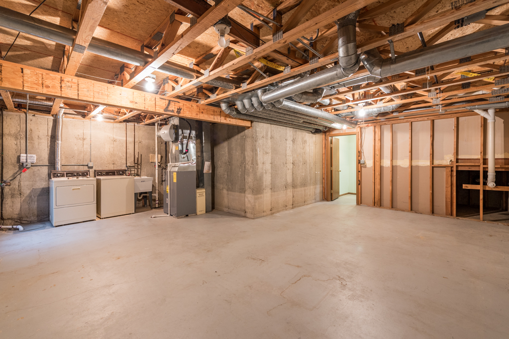 34321 Homestead Road Gurnee, IL 60031 - Photo 29 of 30 a view of an empty room