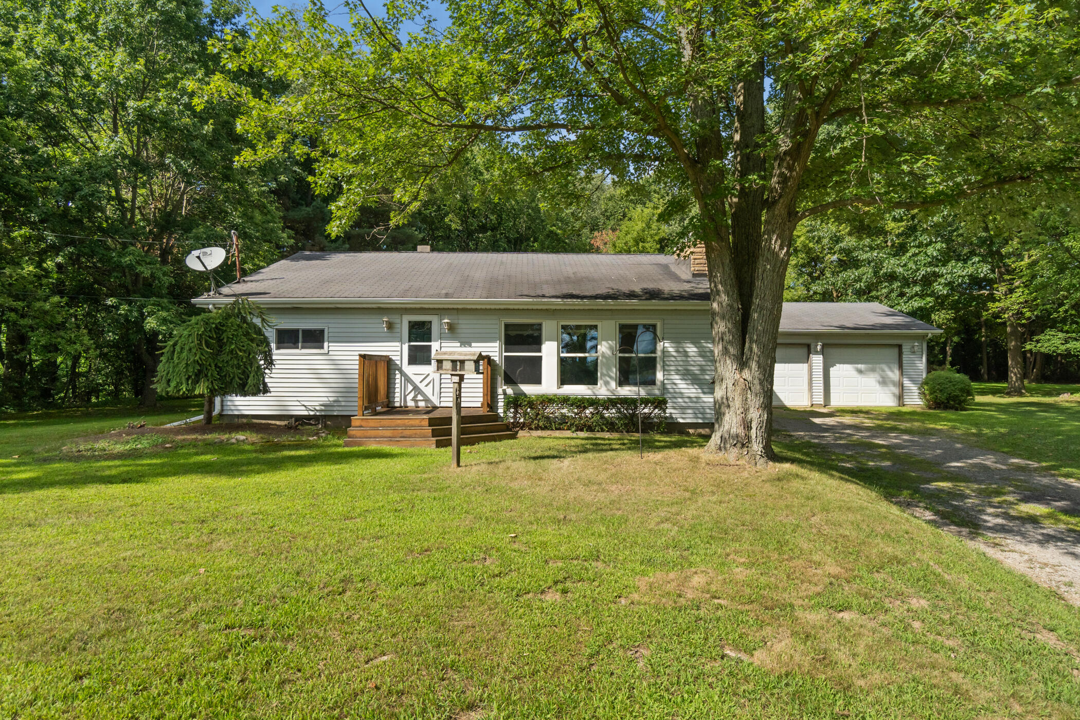 786 White Lake Road Pleasant Lake, MI 49272 - Photo 1 of 36 MRE03303