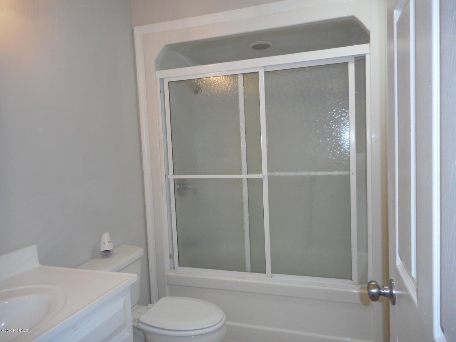105 Culpeper Road New Bern, NC 28562 - Photo 34 of 53 Hall Bath