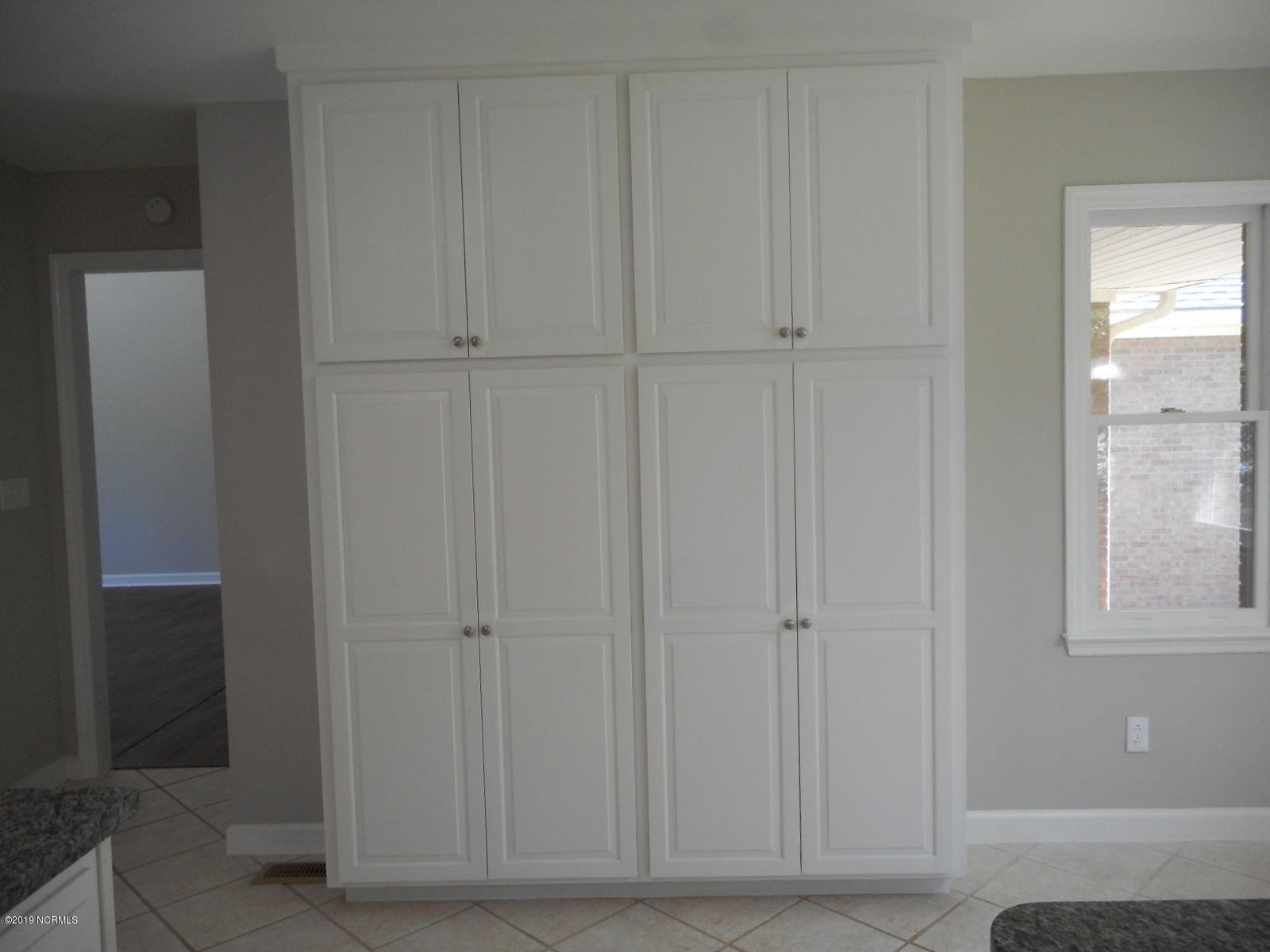 105 Culpeper Road New Bern, NC 28562 - Photo 10 of 53 Kitchen Cabinets