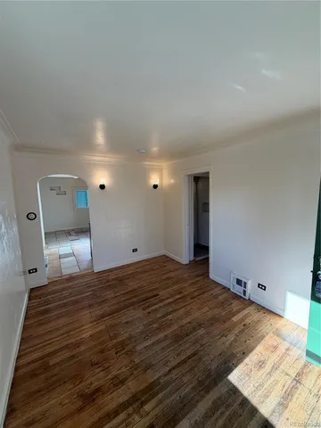 $2,950 | 135 South Osceola Street, Denver, CO 80219