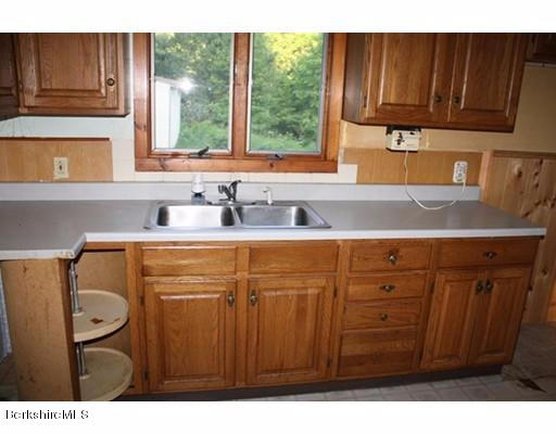 706 Daniels Road Clarksburg, MA 01247 - Photo 6 of 18 F-kitchen