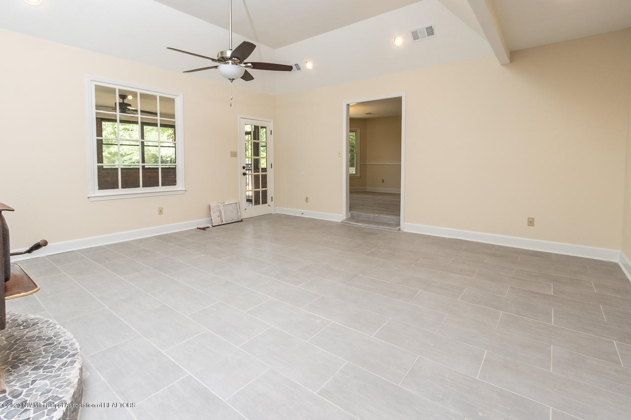 205 Parker Road Byhalia, MS 38611 - Photo 14 of 45 ParkerRd-44