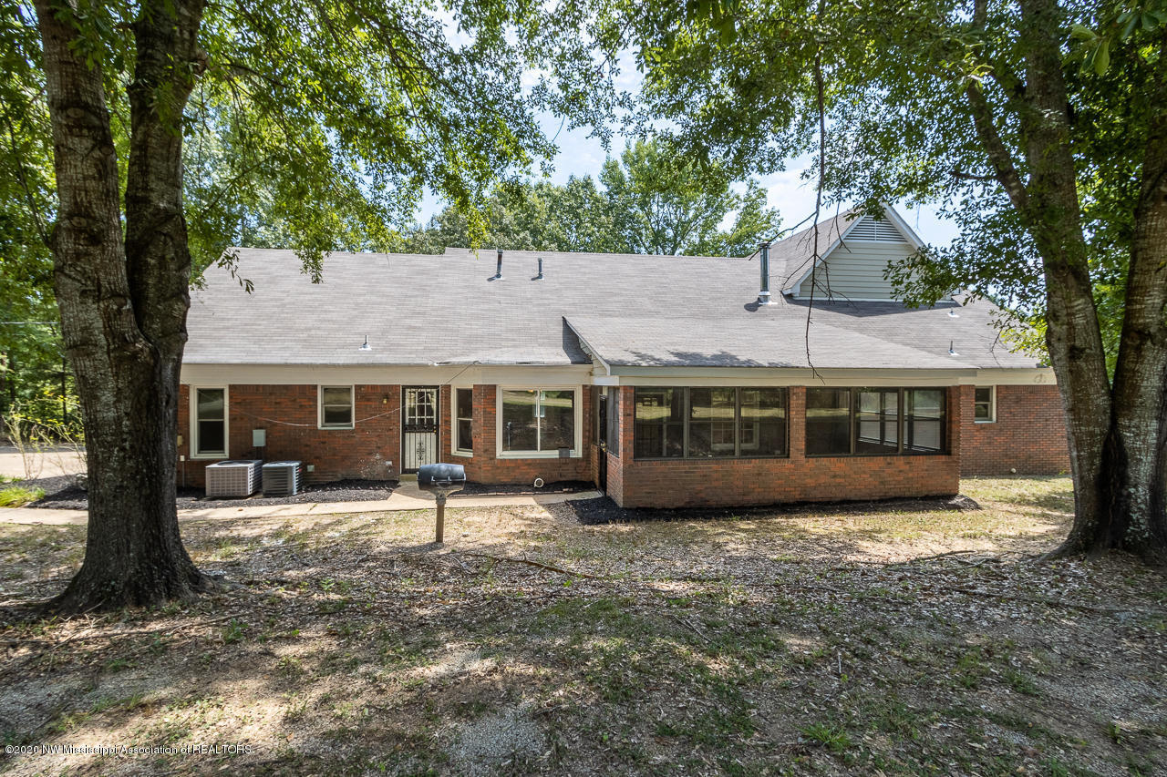 205 Parker Road Byhalia, MS 38611 - Photo 33 of 45 ParkerRd-54-HDR