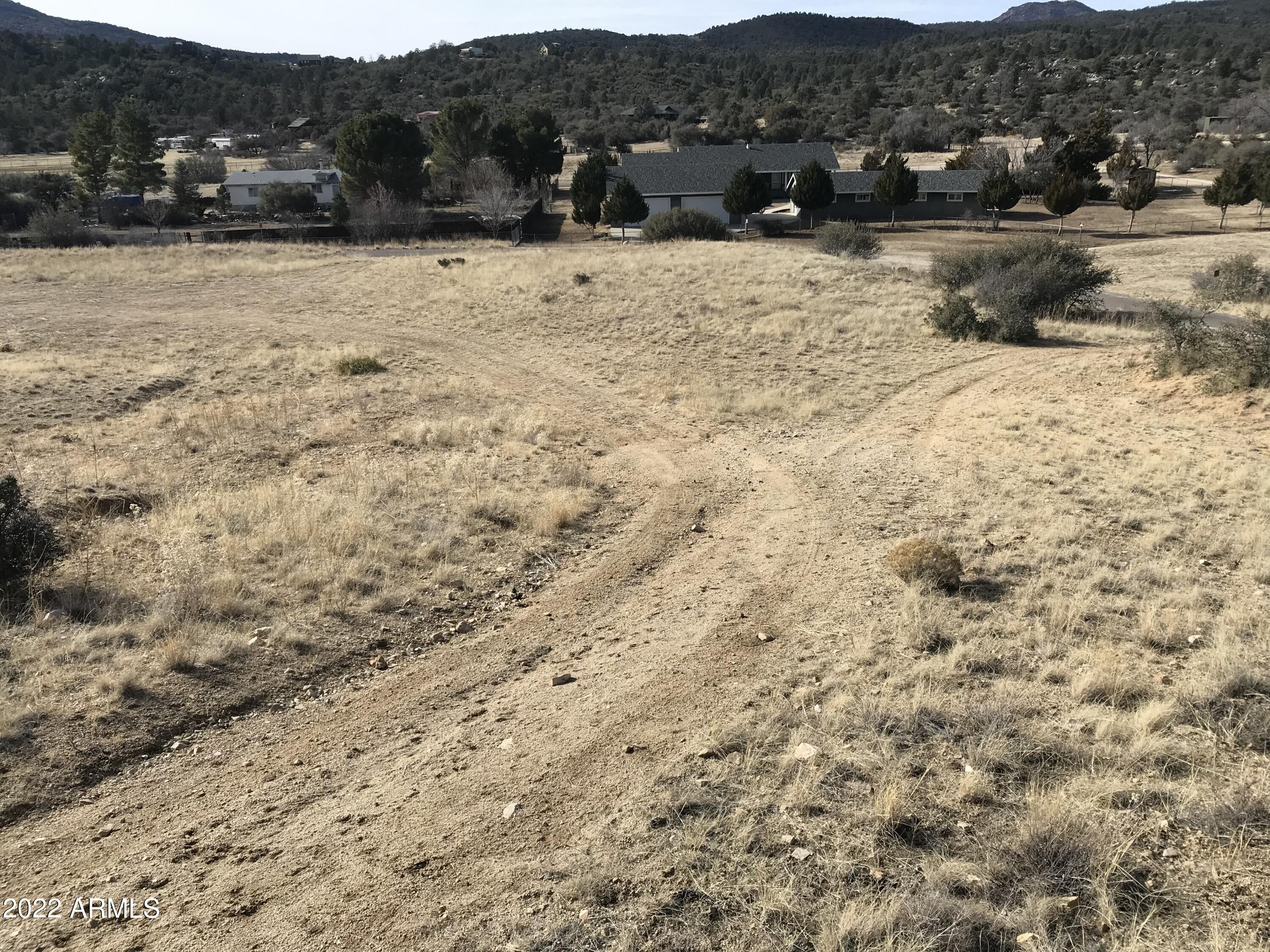 18037 Double Tree Road, Unit 223 Peeples Valley, AZ 86332 - Photo 10 of 20 D208EB43-F02D-4DB2-91A0-6AB691A83385