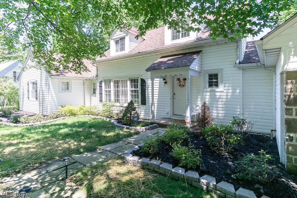4943 Middledale Road Lyndhurst, OH 44124 - Photo 1 of 31