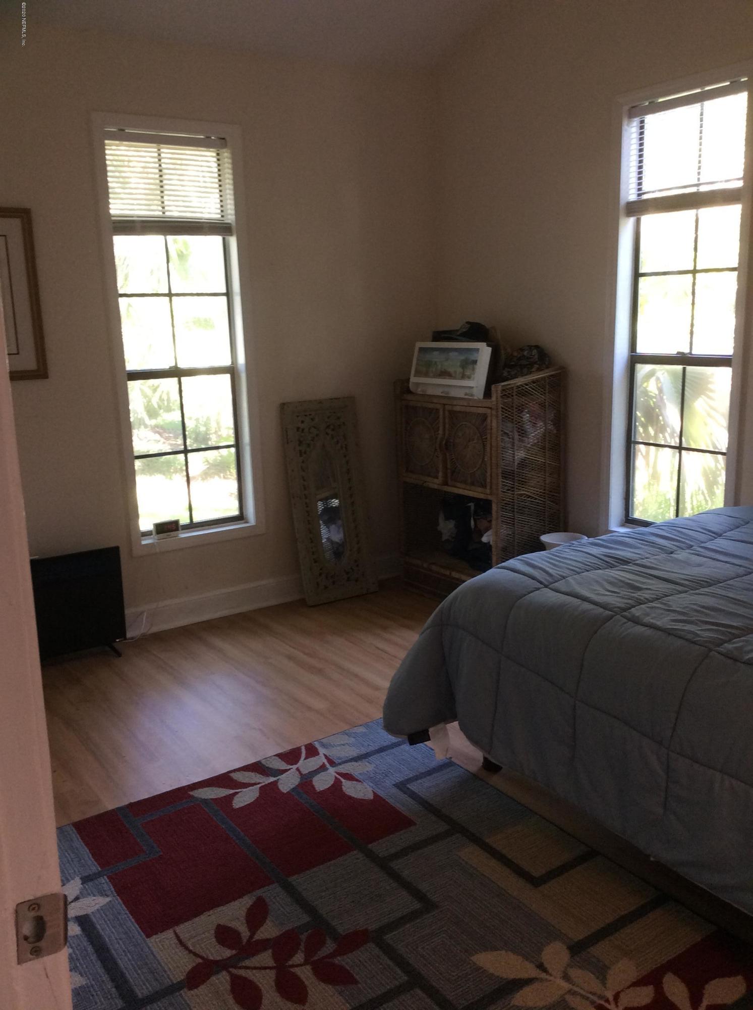 4312 Hudnall Road Jacksonville, FL 32207 - Photo 5 of 6 IMG_0557