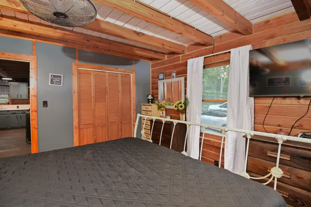 $384,900 | 2559 Fayetteville Highway, Belfast, TN 37019