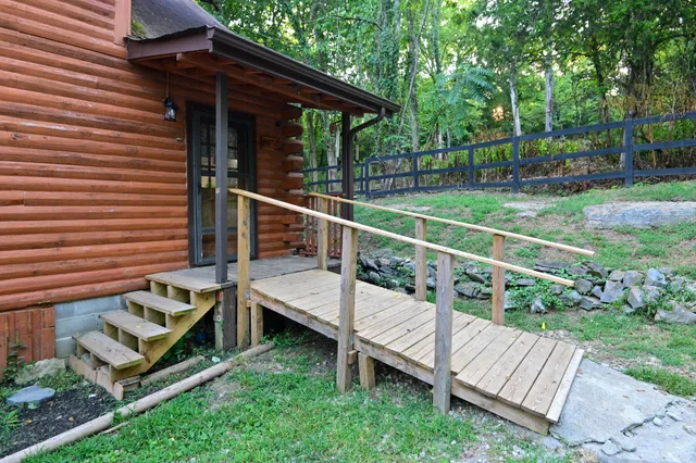 $384,900 | 2559 Fayetteville Highway, Belfast, TN 37019