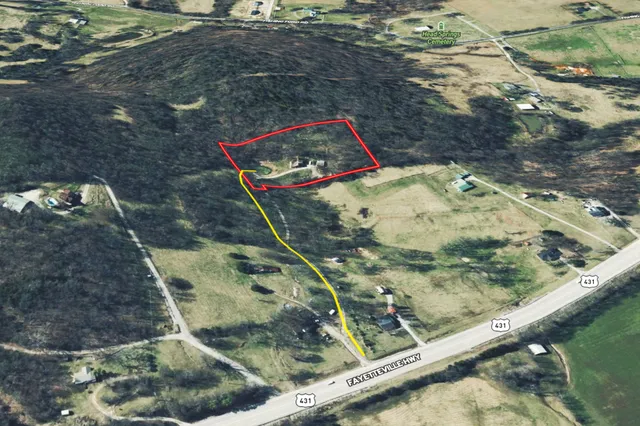 $384,900 | 2559 Fayetteville Highway, Belfast, TN 37019