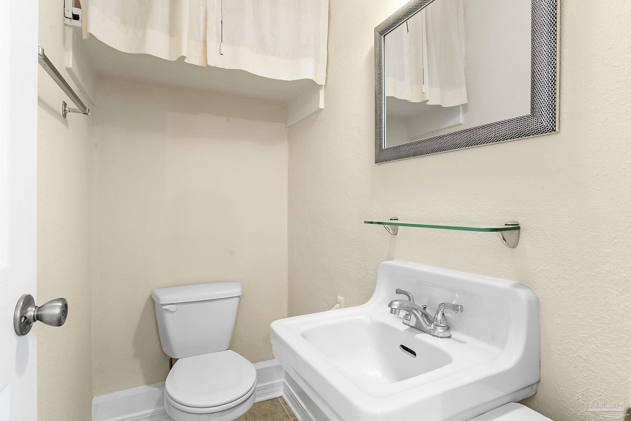 112 Benton Road Pensacola, FL 32506 - Photo 18 of 38 Gallery Image 18