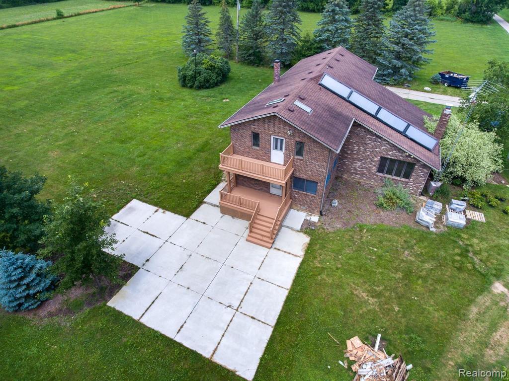 17200 27 Mile Road Ray, MI 48096 - Photo 7 of 28