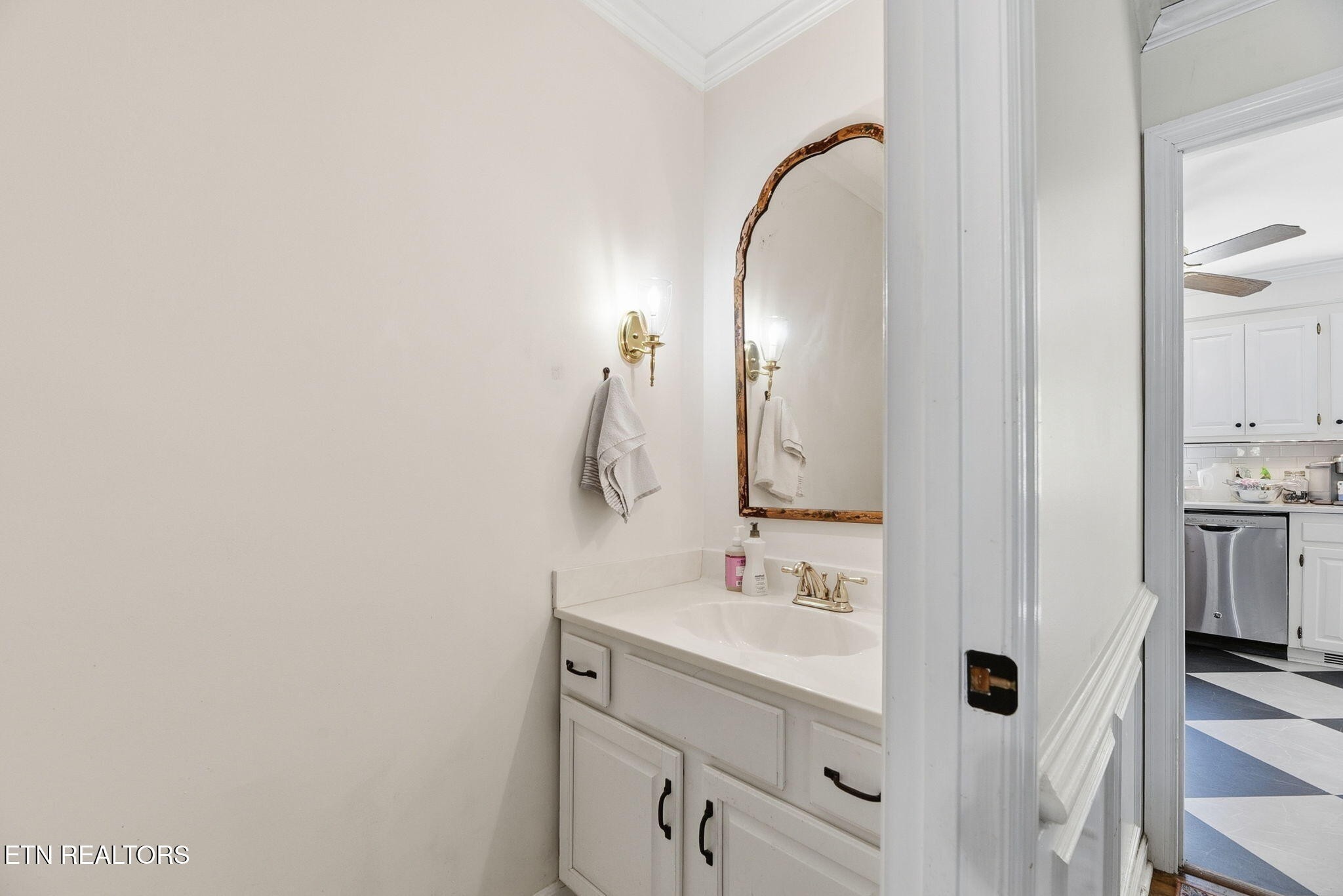 128 Claremont Road Oak Ridge, TN 37830 - Photo 12 of 38 Gallery Image 12