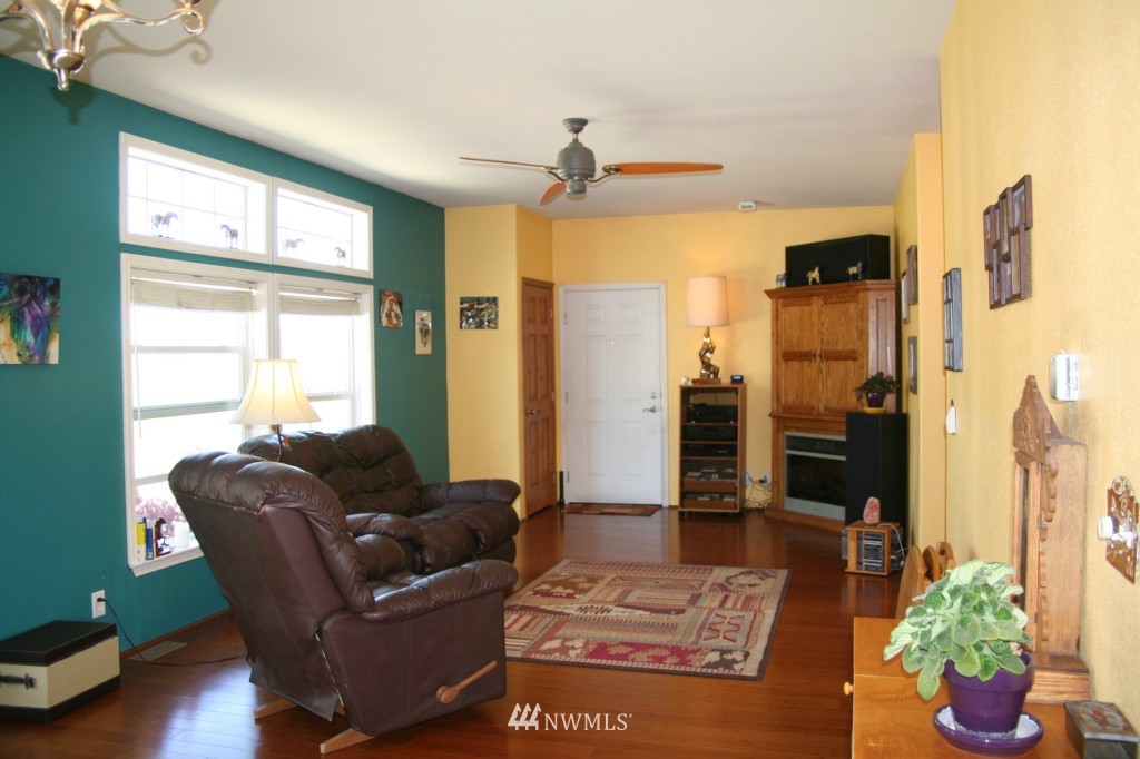 571 Fox Road Ellensburg, WA 98926 - Photo 2 of 25 Gallery Image 2