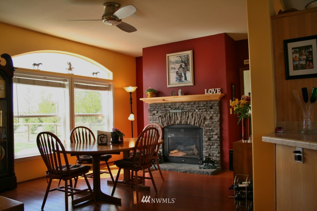571 Fox Road Ellensburg, WA 98926 - Photo 3 of 25 Gallery Image 3