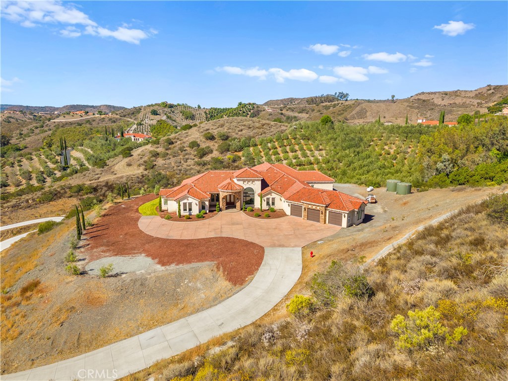 25700 El Chaval Place Temecula, CA 92590 - Photo 61 of 66 a view of swimming pool with mountain view