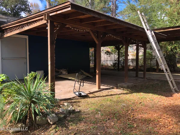 $125,999 | 2750 Pinedale Street, Jackson, MS 39204