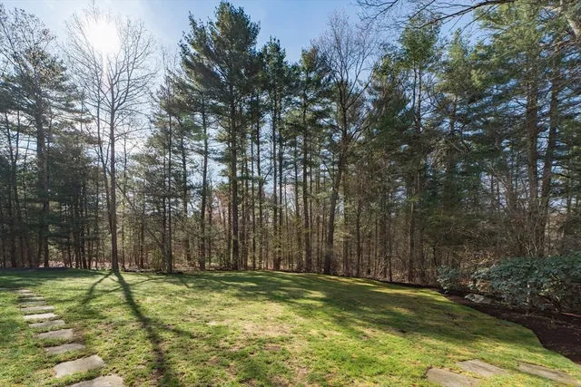 $1,785,000 | 1 Chestnut Lane, Medfield, MA 02052