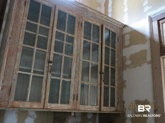 204 Rapier Avenue Mobile, AL 36604 - Photo 7 of 21 Kitchen