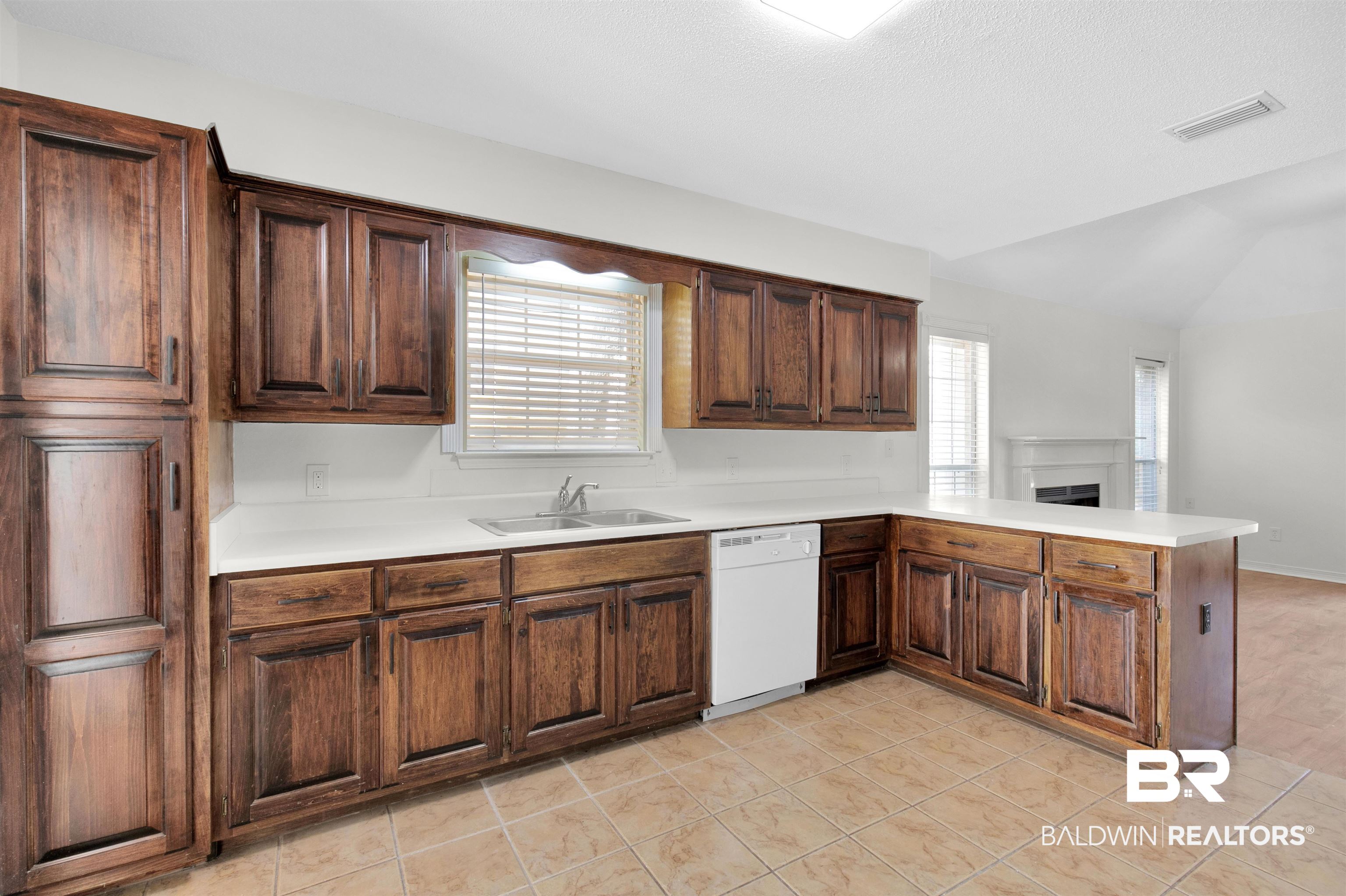 1060 Wildwood Avenue Mobile, AL 36609 - Photo 6 of 18