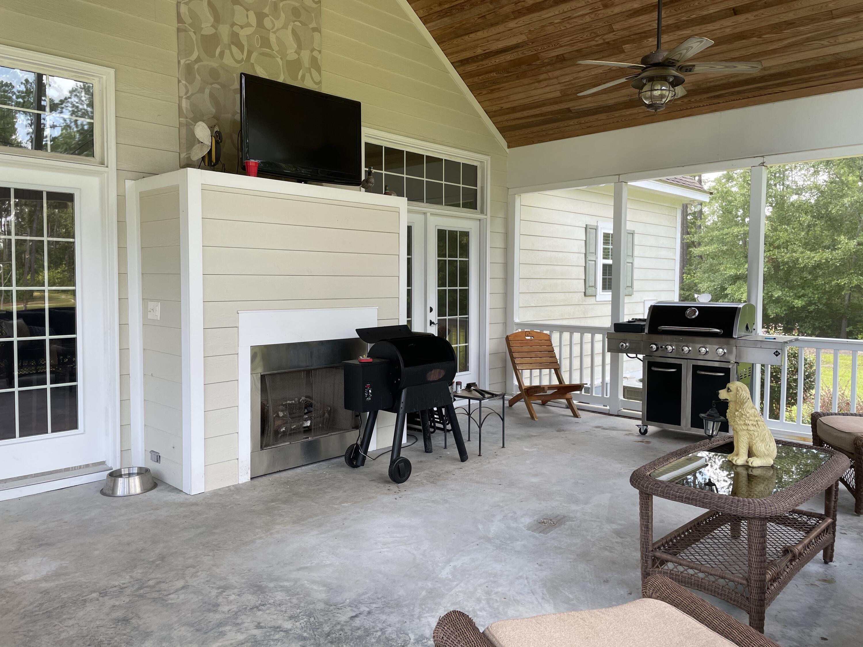 1122 Sandy Bay Road Kingstree, SC 29556 - Photo 21 of 33 IMG_8407 2