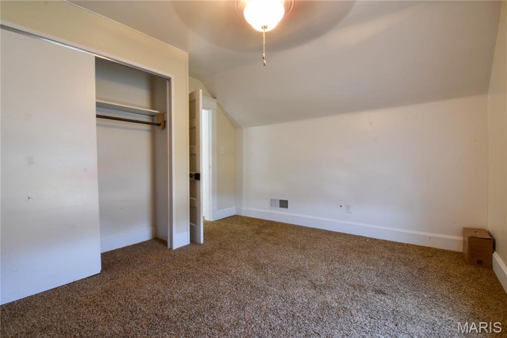 500 East Benton Street Mount Olive, IL 62069 - Photo 20 of 51