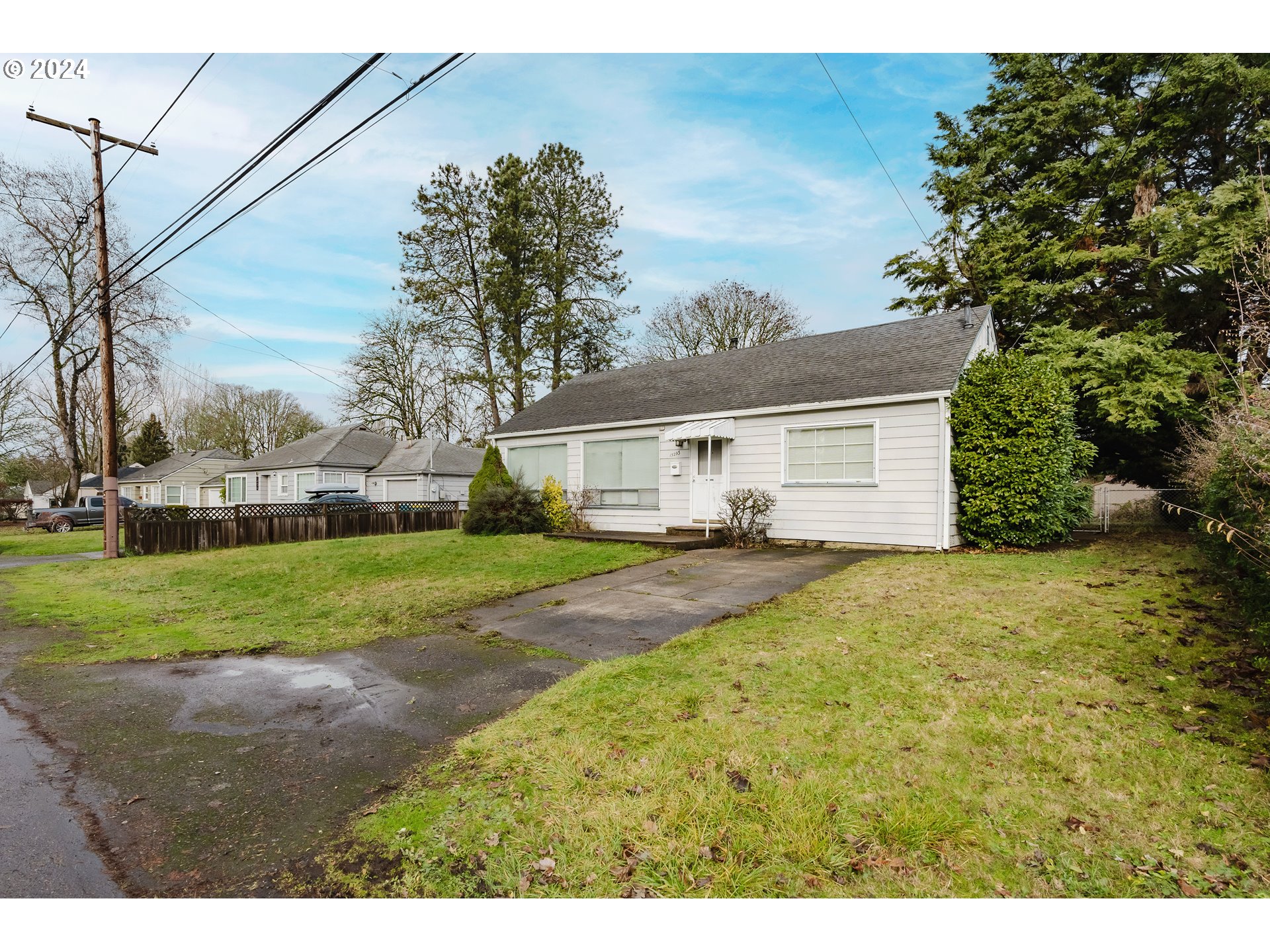 13295 Southwest Hazel Street Beaverton, OR 97005 - Photo 2 of 35 Gallery Image 2